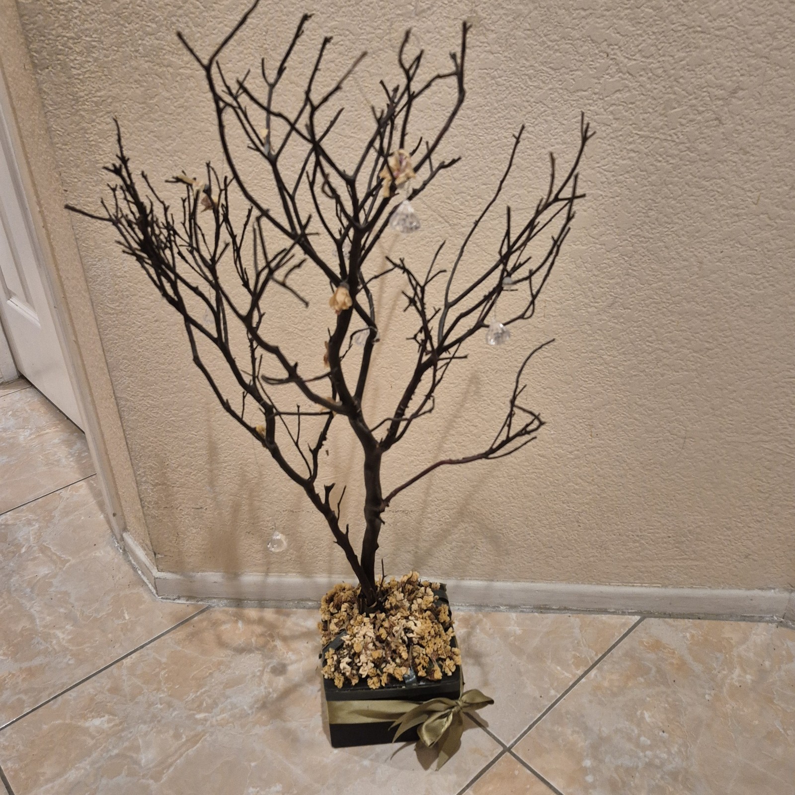 Manzanita Branch Tree Brown Stem Flower Decorative Crystal 18 Inch Centerpiece