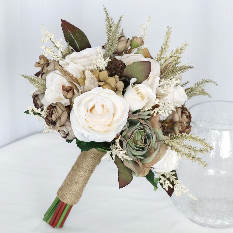 Vintage Europe Style Bridal Bouquet Handheld Artificial Silk Flower Ornament
