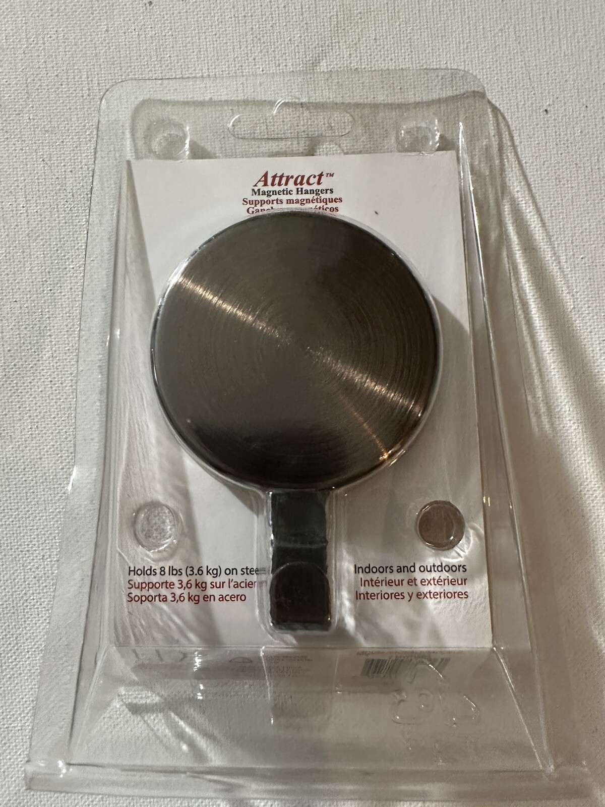 Attract Magnetic Wreath Hanger 2 Piece Set Oil Rubbed Bronze