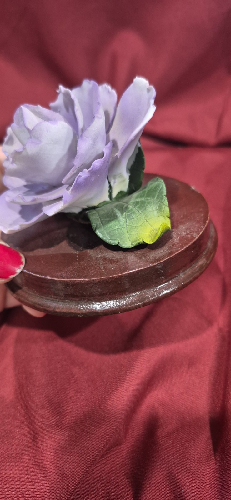 Single Violet Rose On Cherry Wooden Base 3×4″ Floral Home Decore Shelf Sit EUC