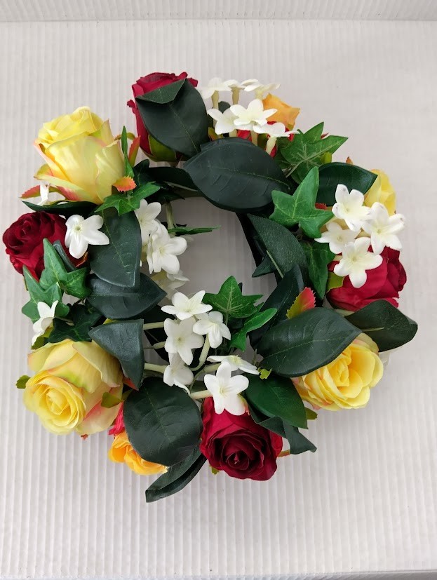 Rose candle ring for a 6″ pillar candle or cremation urn.