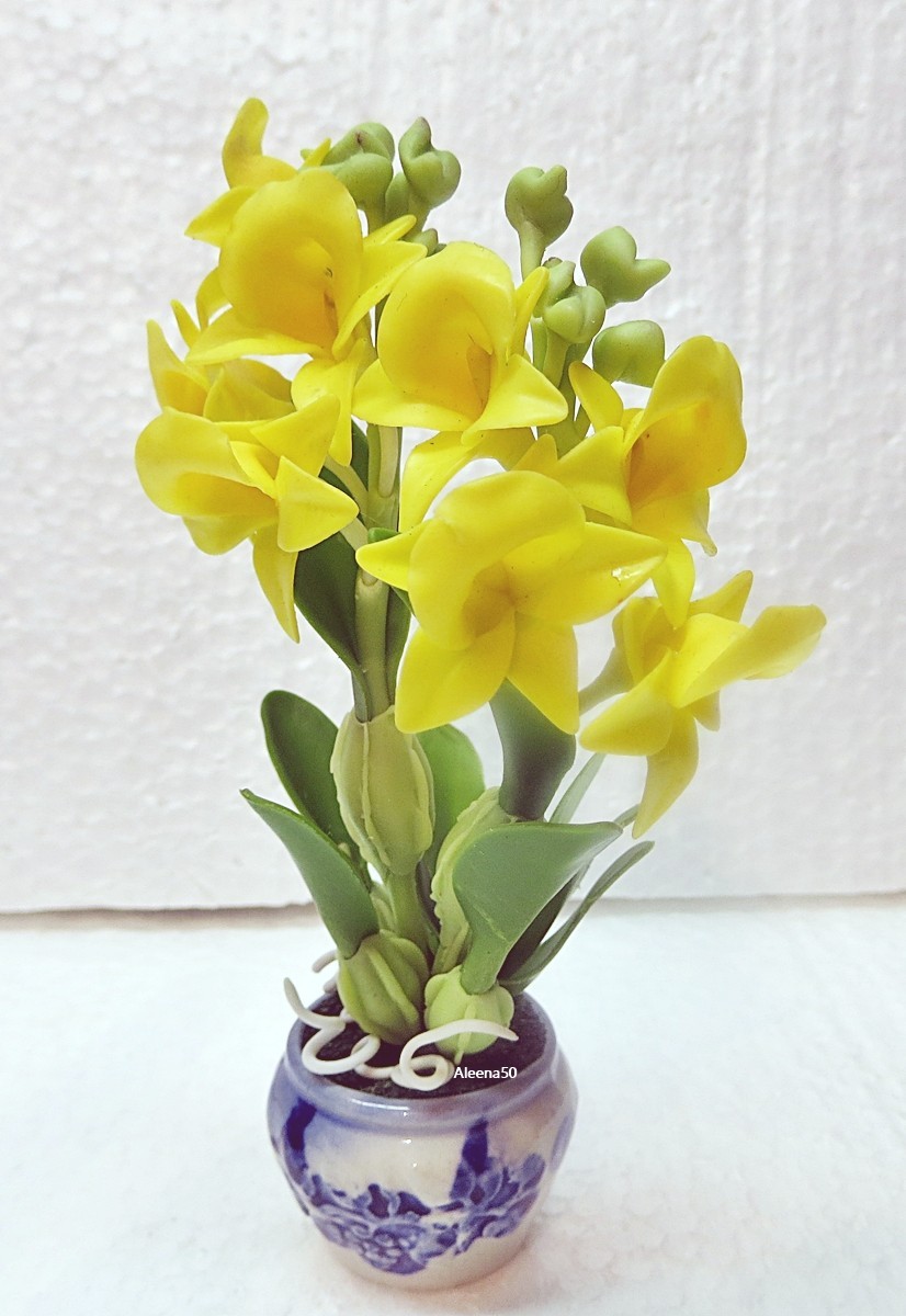 US stock 4″H Handcrafted Yellow Dendrobium Orchid arranged in a pot