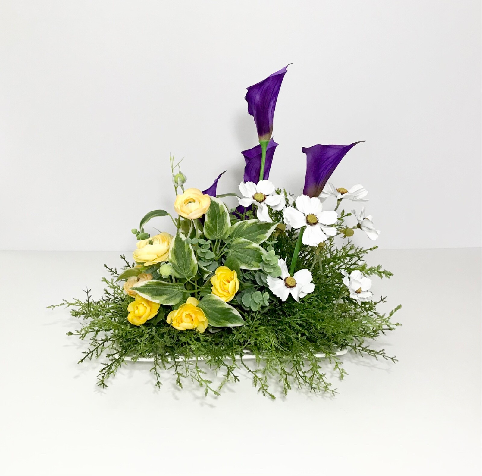 PURPLE CALLA LILIES WHITE YELLOW FLOWERS CENTERPIECE ARRANGEMENT DECORATION NEW