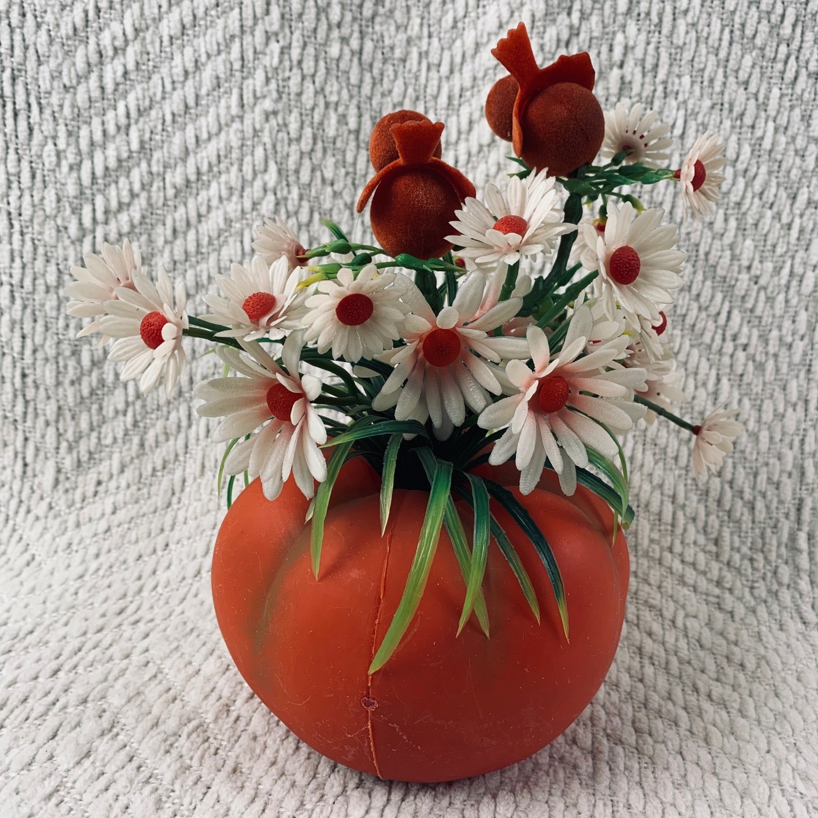 Vtg Christmas Home Decorative Products Tomato Floral Arrangement Flocked Birds